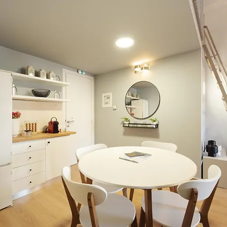 Apartment Aristotelous 22 *